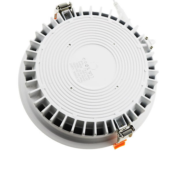 foco-downlight-led-luxtar-30w-ugr-19--blanco-calid-2-94814 foco-downlight-led-luxtar-30w-ugr-19--blanco-calid-2-94814