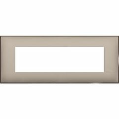 Placa embellecedora Classia de color Crema Satinado - 7 módulos 