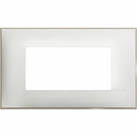 Placa embellecedora Classia de color Blanco Satinado - 4 módulos